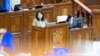 Deputata PAS, Veronica Roșca, autoarea versiunii noi a legislației pentru judecarea dosarelor anticorupție, vorbind la tribuna parlamentului (fotografie de arhivă) 
