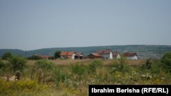 Pamje e fshatit Zajm në Klinë.