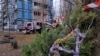 6 загиблих, 30 поранених: що відбувається на місці ракетного удару по Дніпру?