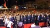 Знаме со карта на „Голема Албанија“ на концертот по повод посетата на Албин Курти на Тетово