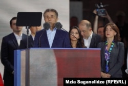 ბიძინა ივანიშვილი აქციაზე