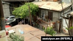 Շենքեր Ֆիրդուսի թաղամասում, որը ճանաչվել է հանրային գերակա շահ, արխիվ