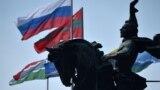 Invitații podcastului spun că autoritățile R. Moldova nu pot ignora sub nicio formă eventualitatea unei crize umanitare în regiunea transnistreană și că trebuie să aibă pregătite soluțiile necesare pentru a pune la adăpost cetățenii.