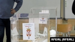 U Srbiji su u decembru 2023. održani vanredni parlamentarni, pokrajinski i lokalni izbori.