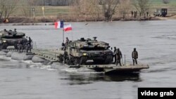 «Посылаем сигнал»: НАТО проводит крупные военные учения в Польше, недалеко от российской границы (архивное иллюстративное фото)