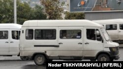 Мэрия Тбилиси объявила тендер на новые маршруты новых микроавтобусов
