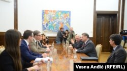 Специјалниот пратеник на САД за Западен Балкан Габриел Ескобар на средбата со српскиот претседател Александар Вучиќ, 20.10.2022.