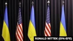 Підтримка України дуже залежить від того, що американці думають про те, хто виграє війну – опитування
