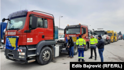 Protest prijevoznika u Sarajevu 9. marta 2022. zbog povećanja cijena goriva.