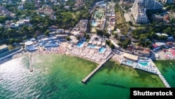 Національне антикорупційне бюро та Спеціалізована антикорупційна прокуратура заявили 5 грудня, що «викрили нову злочинну організацію в Одесі»