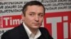 Масла в огонь подлил и бывший сотрудник Глданской тюрьмы Владимир Бедукадзе, который лично снимал на камеру издевательства над заключенными.