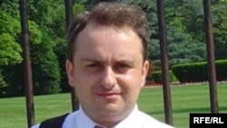 Армян журналисти Эмил Данелян
