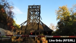 Biserica Arhanghelul Mihail, a doua zi după incendiul din 28 octombrie 2020