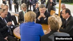 Архівне фото з попередньої «нормандської» зустрічі в Парижі, 2 жовтня 2015 року