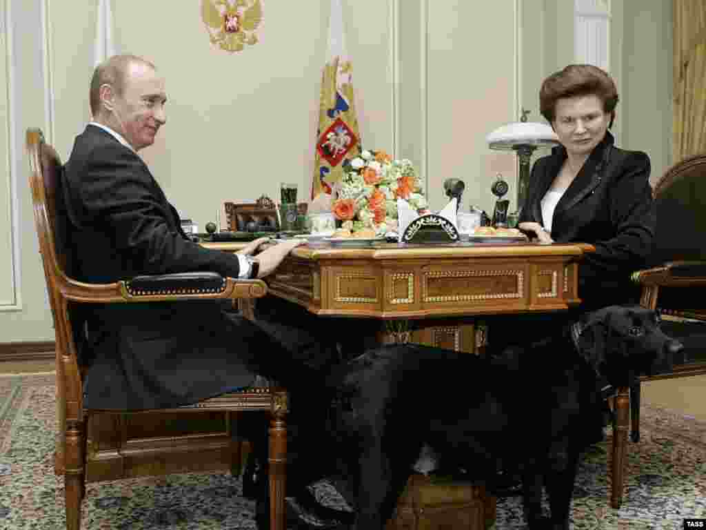 Susrela se i sa, u to vrijeme, predsjednikom Vladimirom Putinom, mart 2007.