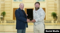Предполагаемый руководитель ЧВК "Вагнера" Евгений Пригожин и глава Чечни Рамзан Кадыров, иллюстративное фото