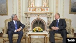 Россия - Встреча президентов России и Армении - Владимира Путина (справа) и Сержа Саргсяна, Московская область, резиденция Ново-Огарёво, 3 сентября 2013 г. Источник: ИТАР-ТАСС
