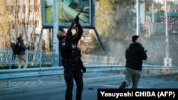 За даними очільника МВС, уранці 17 жовтня Київ намагалось атакувати близько 30 дронів-камікадзе, однак 25 із них були успішно збиті