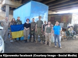 В зоні АТО з волонтерами