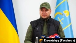 «Пошкоджено об’єкт цивільної інфраструктури та господарські приміщення», – повідомив Дмитро Живицький
