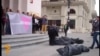 ЛГБТИ заедницата повторно го блокираше Јавното обвинителство