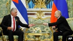 Російський президент Володимир Путін та президент Куби Мігель Діаз-Канель, 2024 рік