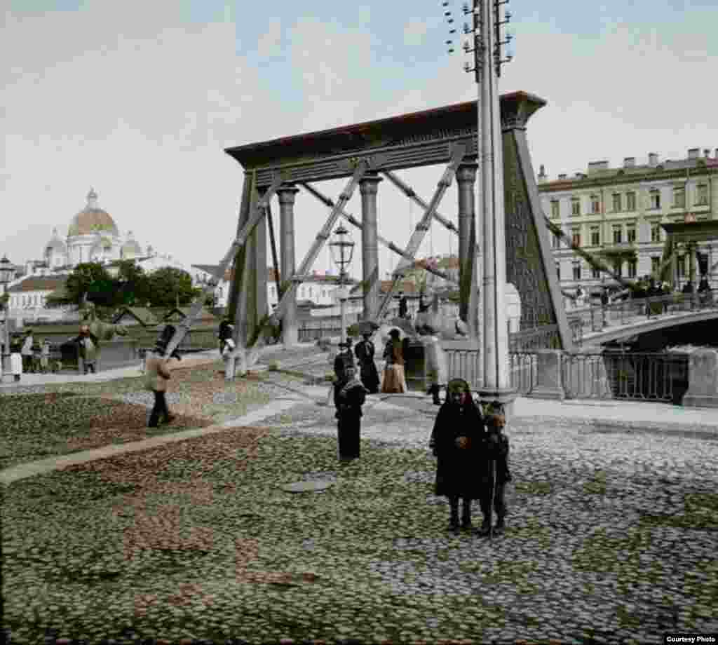 "Санкт-Петербург - Египетский мост". Франтишек Краткий, 1896