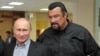 Президент Росії Володимир Путін і голлівудський актор Стівен Сігал