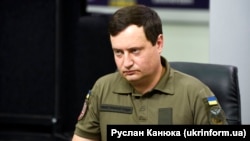 «Бої за Бахмут, які стали катастрофічними з точки зору втрат живої сили і техніки для рашистів, тривають. Власне, колосальна піар-кампанія по великому наступу закінчилася з точки зору результатів абсолютно нікчемним пшиком», – Андрій Юсов