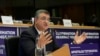Comisarul UE pentru transporturi, Apostolos Tzitzikostas, spune că infrastructura Europei nu este pregătită pentru un eventual război cu Rusia.