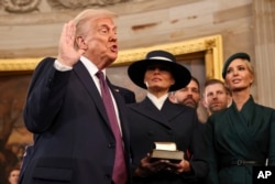 Donald Trump depune jurământul și devine al 47 președinte al SUA.