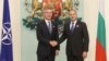 Secretarul general NATO Jens Stoltenberg și președintele Bulgariei Rumen Radev