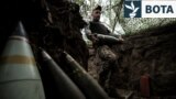 Artiljerët e Ukrainës i luftojnë dronët me pushkë