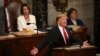 Избегната блокада на владата, Трамп најави вонредна состојба