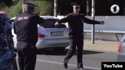 Miliția transnistreană la locul accidentului de la Parcani
