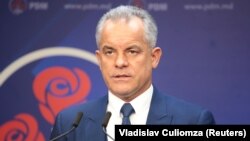 Comisia Interpol a informat Procuratura Anticorupție pe 25 noiembrie că a acceptat cererea Republicii Moldova de a revizui și examina din nou cazul fostului lider al Partidului Democrat, Vladimir Plahotniuc.