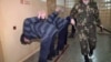 Вязьні турмы нумар 8 у Жодзіне.
