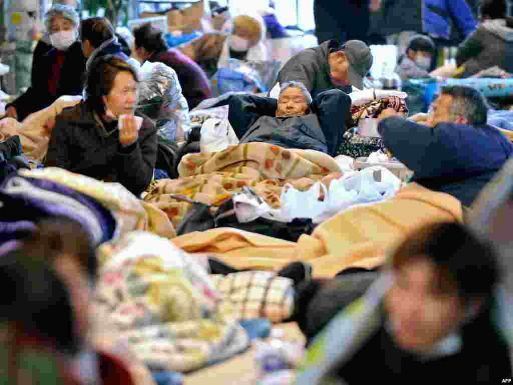 Evakuacijski centar u Natoriu, 16.03.2011. Foto: AFP / Toru Yamanaka