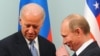 Tadašnji potpredsednik SAD Joe Biden i ruski predsednik Vladimir Putin u Moskvi (mart 2011.)