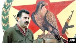 Фото від 1992 року: Лідер РПК Абдулла Оджалан у тренувальному таборі в долині Бекаа в Лівані за два кілометри від кордону з Сирією 