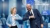 Cum funcționează planul UE de salvare a economiilor și dacă este cumva «una superfregatura» («o mare înșelătorie»). Revista presei europene