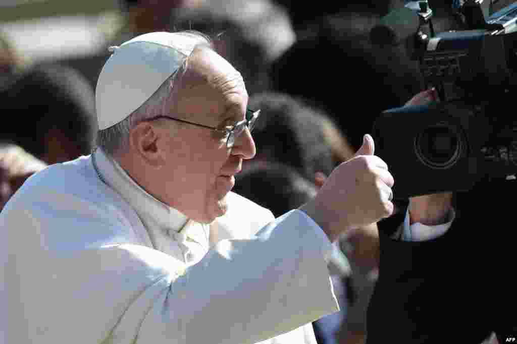 Vatikan, 19. mart 2013. Foto: AFP / Filippo Montefortep