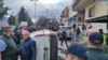 Бес на улиците во Кочани - демолирано кафуле, превртен автомобил, каменувана општинската зграда