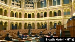 Az Országgyűlés plenáris ülése.
