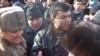 Жалал-Абат: Оппозициянын митингине каршылыктар болууда