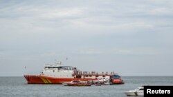 Mentő- és kutatóegységek a Jáva-tengeren