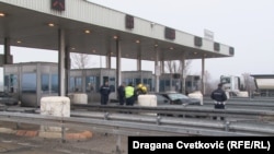 Mesto nesreće na naplatnoj rampi Doljevac