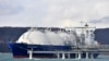 Astfel de nave au transportat LNG rusesc, în timp ce conductele pentru gaz natural au fost închise.